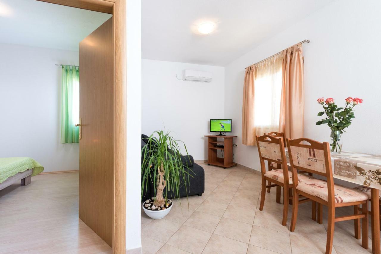 Apartmani Beran Seget Vranjica Luaran gambar