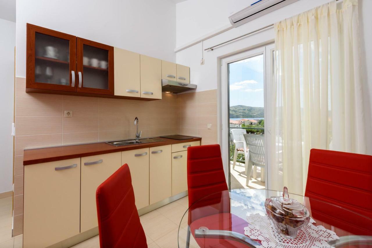 Apartmani Beran Seget Vranjica Luaran gambar